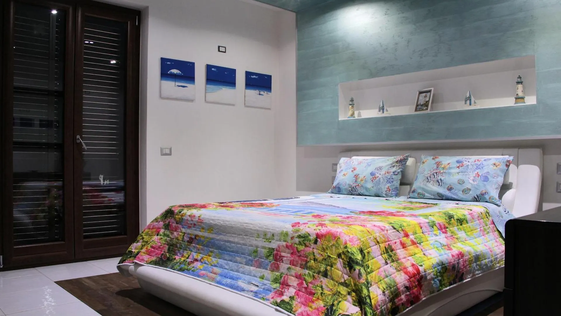 Nicolabiondo Bed & Breakfast Sicili  0*, Sicili (Campania)